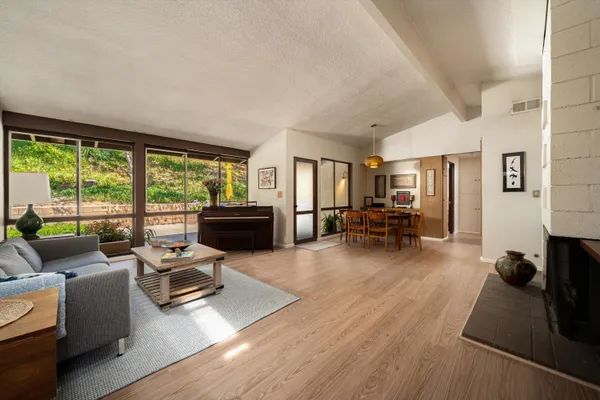 $1,979,000 | 726 Juanita Avenue, Santa Barbara, CA 93109