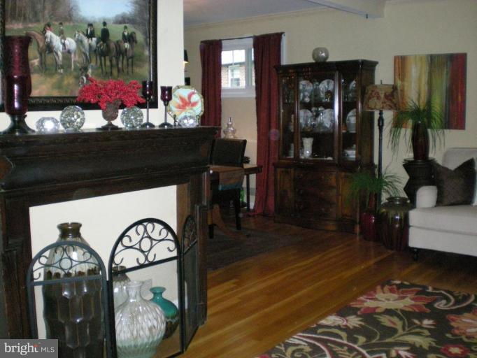 1906 Frederick Road Catonsville, MD 21228 - Photo 6 of 18 View of Dining Room from L/R area