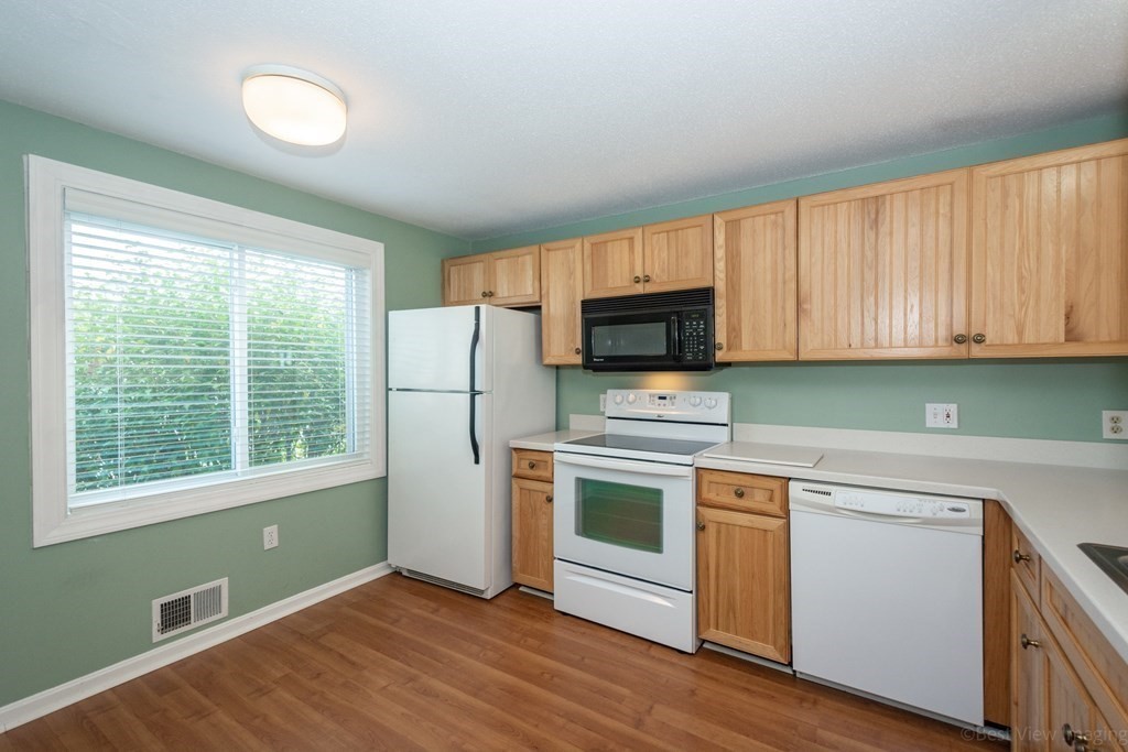 22 Stone Ridge Road, Unit 22 Franklin, MA 02038 - Photo 6 of 36 Gallery Image 6