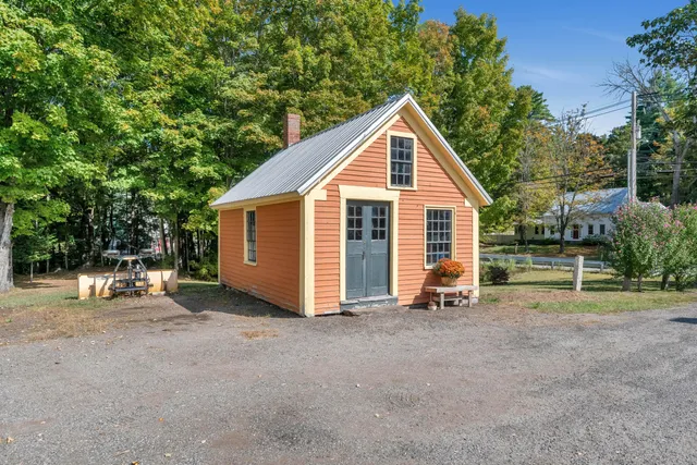 $615,000 | 992 Pequawket Trail, Baldwin, ME 04091