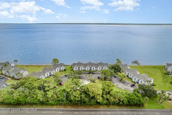 $247,850 | 7060 N Highway, Unit AA206, Cocoa, FL 32927