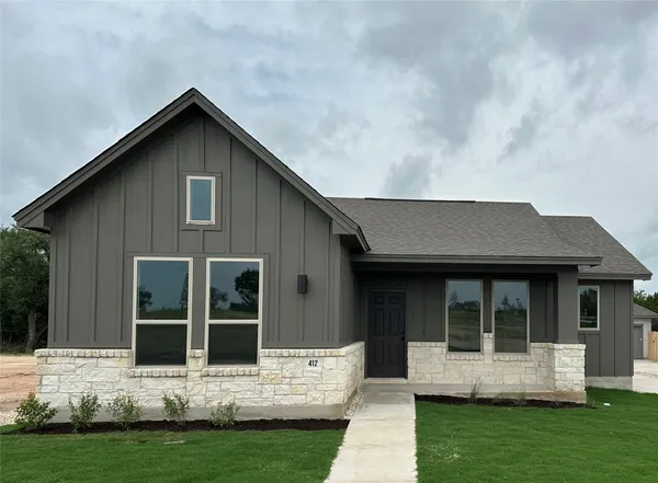 $409,999 | 436 Treadwell Lane, Kyle, TX 78640