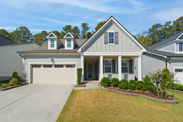 $659,900 | 3112 Mavisbank Circle, Apex, NC 27502