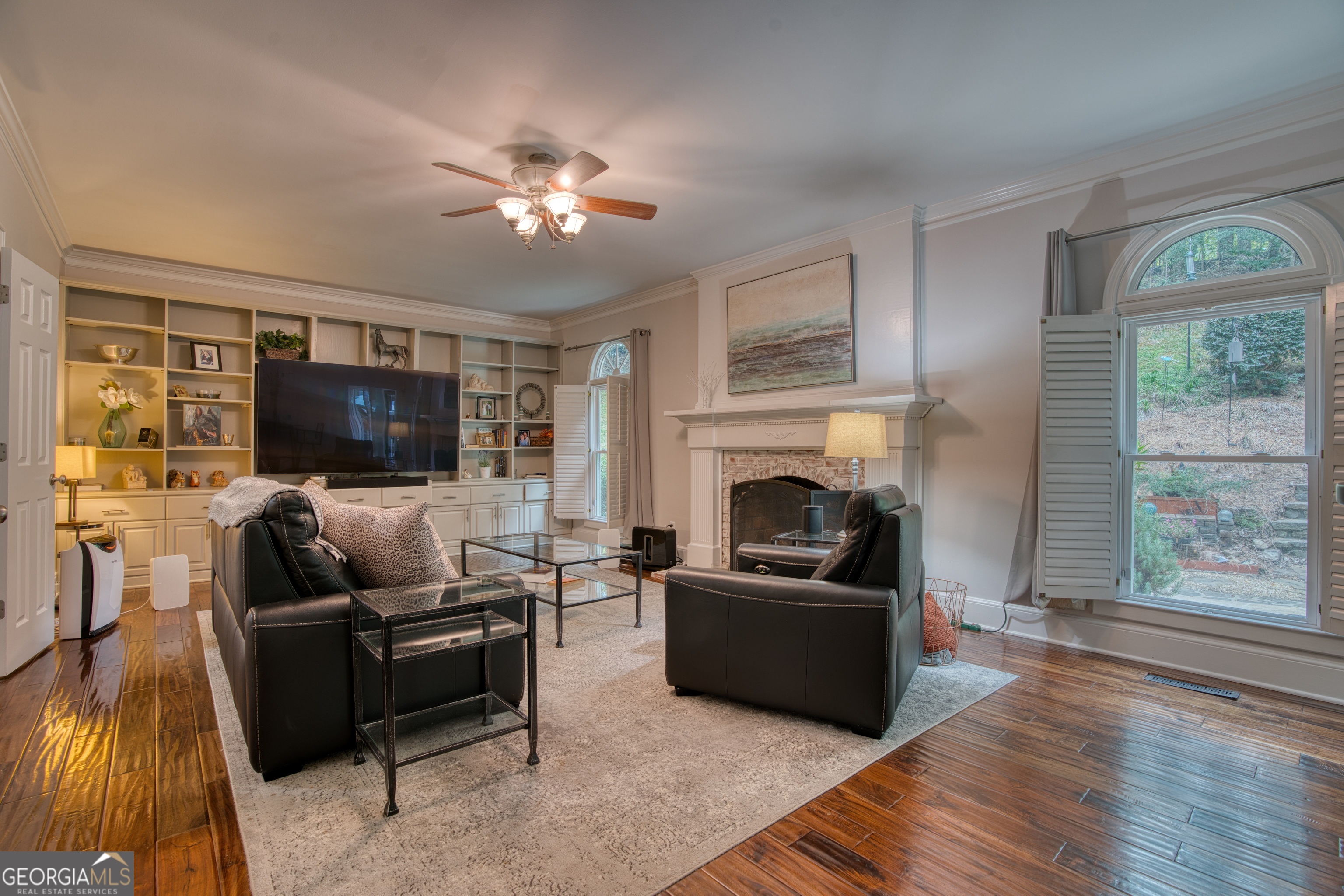 4 Rivermont Drive Southwest Rome, GA 30165 - Photo 20 of 55 a living room with furniture fireplace and flat screen tv