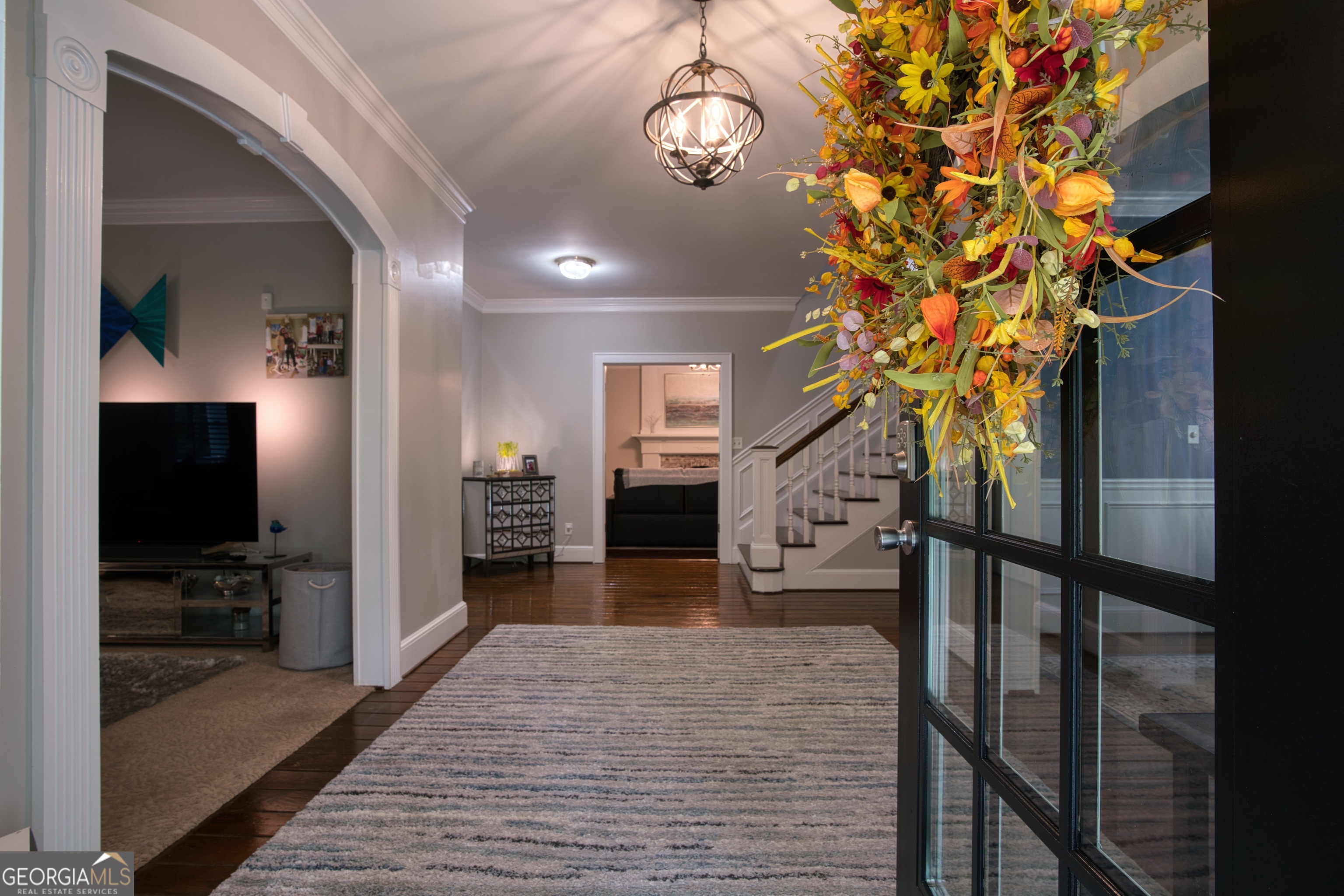 4 Rivermont Drive Southwest Rome, GA 30165 - Photo 4 of 55 a view of a hallway view with fireplace and flat screen tv