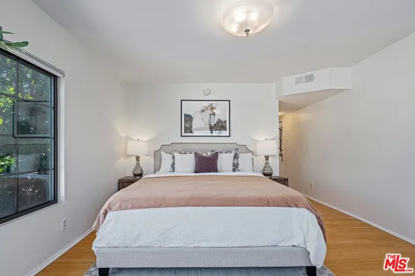 $4,800 | 102 North Sweetzer Avenue, Unit 106, Los Angeles, CA 90048