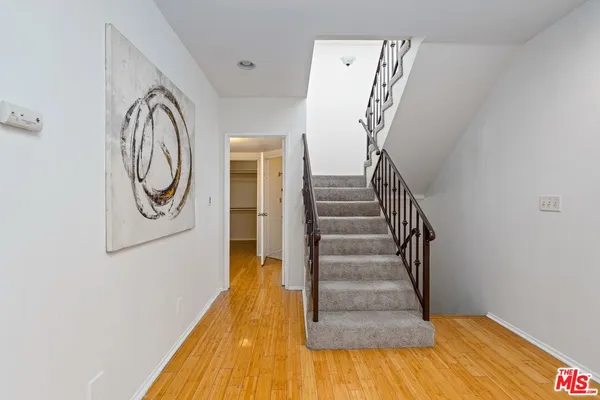 $4,800 | 102 North Sweetzer Avenue, Unit 106, Los Angeles, CA 90048