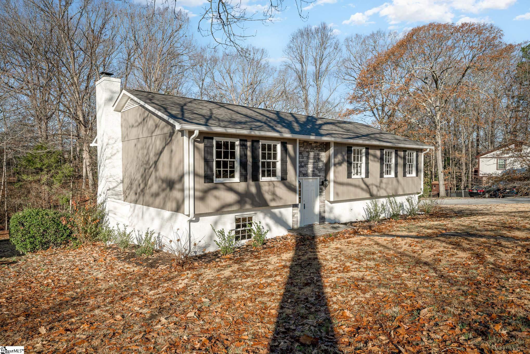 113 Baldwin Circle Mauldin, SC 29662 - Photo 2 of 34