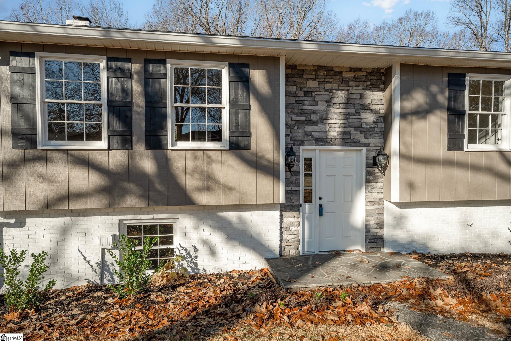 113 Baldwin Circle Mauldin, SC 29662 - Photo 4 of 34