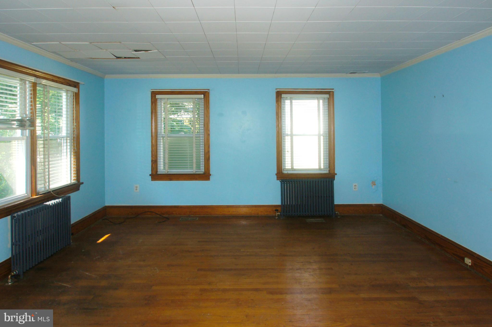 15 Haines Avenue Rising Sun, MD 21911 - Photo 9 of 30 Living Room