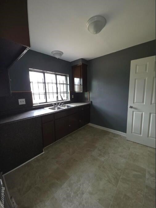 18430 Greenfield Road Detroit, MI 48235 - Photo 11 of 23 Gallery Image 11