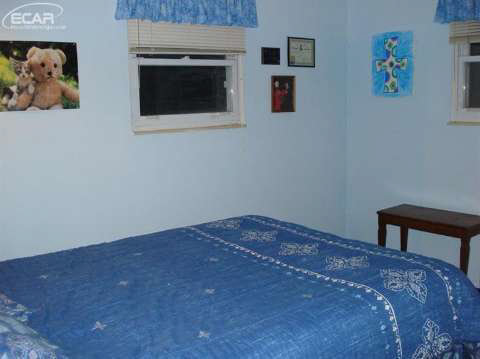 6305 Lucas Road Flint, MI 48506 - Photo 13 of 20 20421711-12.JPG