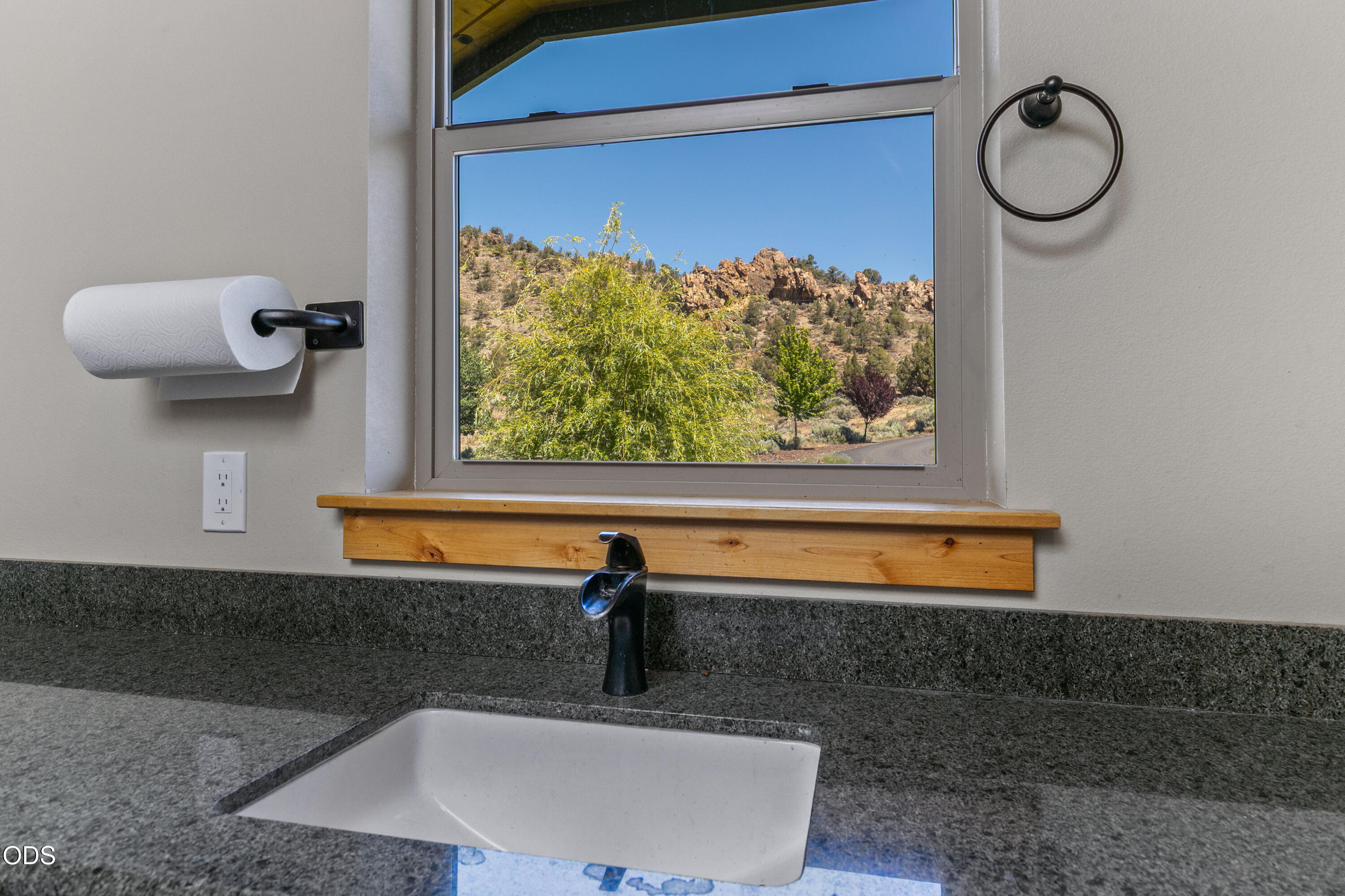 20900 Northwest Butler Road Terrebonne, OR 97760 - Photo 27 of 43