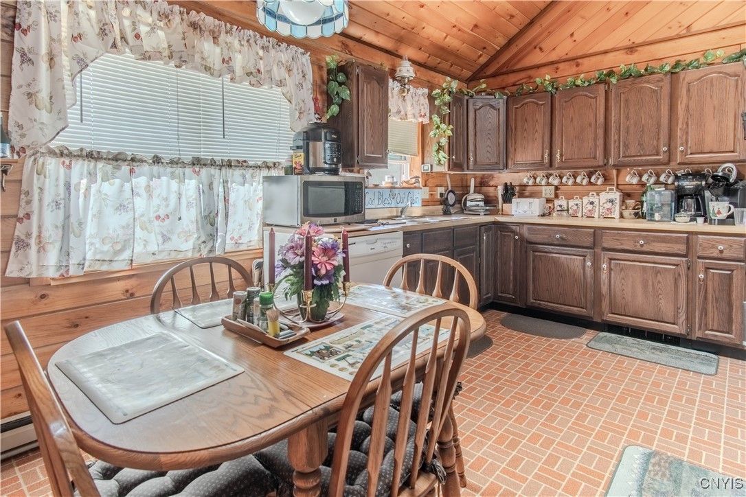 7176 Beadles Point Road Cape Vincent, NY 13618 - Photo 21 of 41