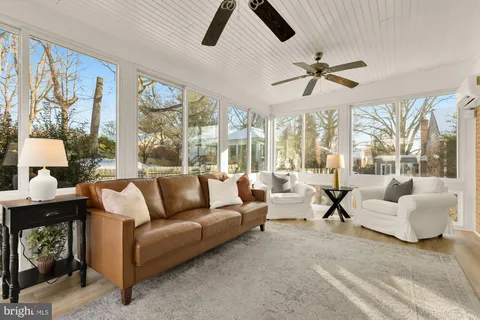 $1,249,000 | 9615 Byeforde Road, Kensington, MD 20895