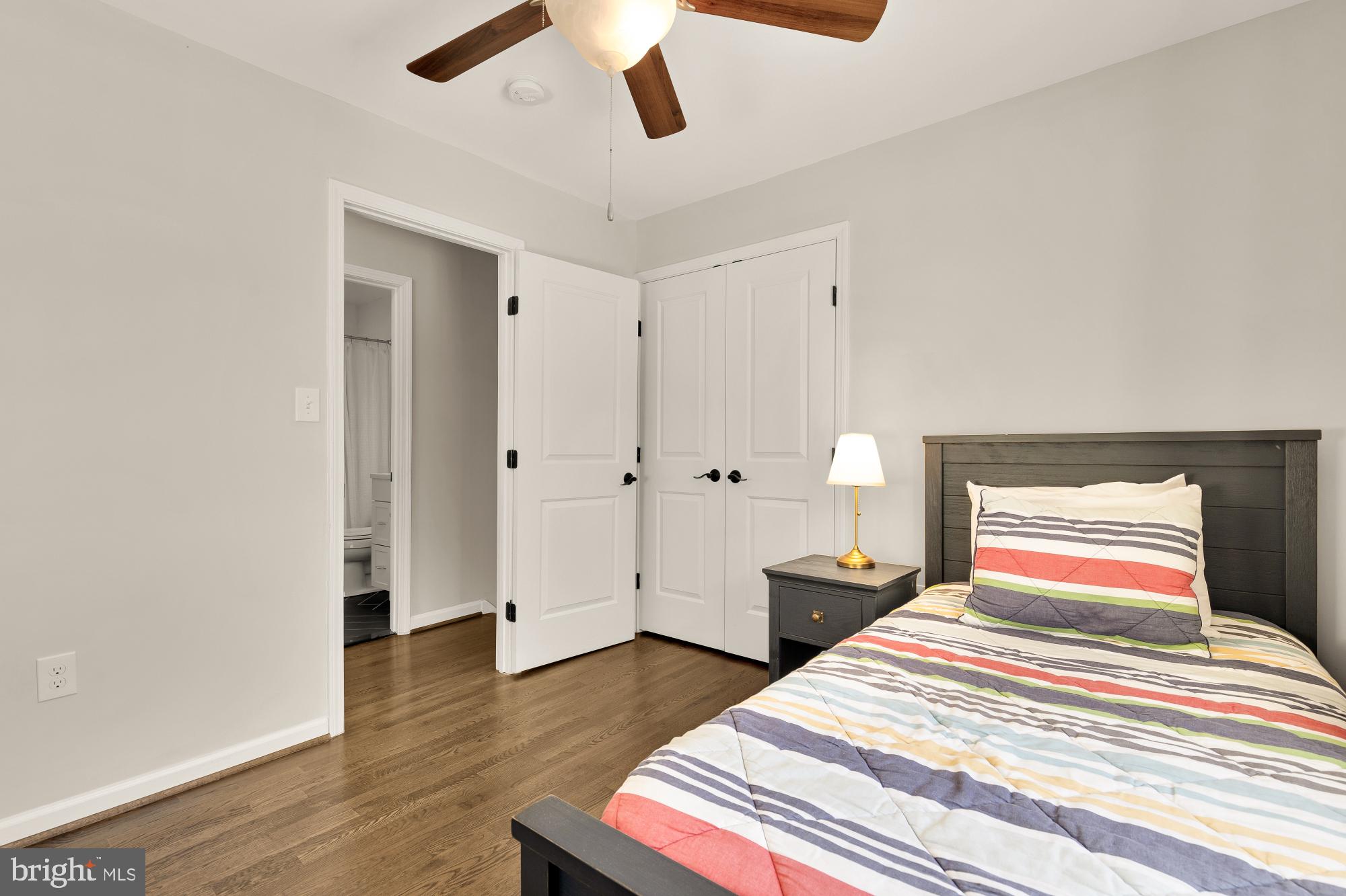 9615 Byeforde Road Kensington, MD 20895 - Photo 28 of 54