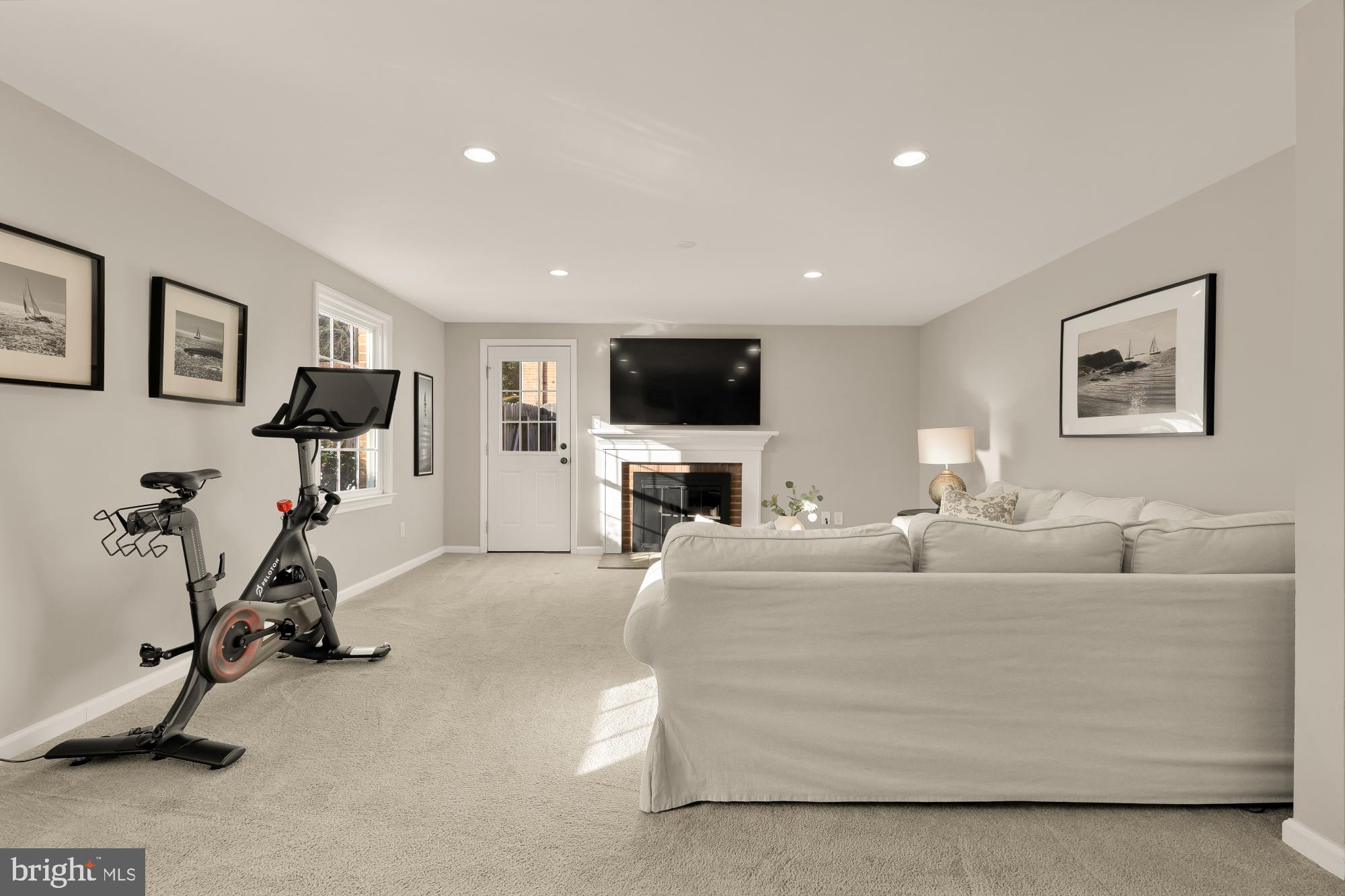 9615 Byeforde Road Kensington, MD 20895 - Photo 37 of 54