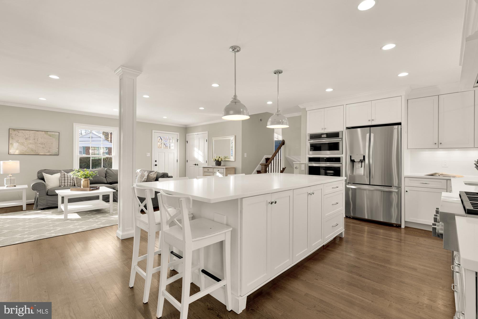 9615 Byeforde Road Kensington, MD 20895 - Photo 6 of 54