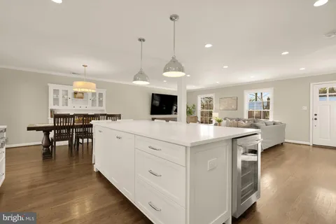 $1,249,000 | 9615 Byeforde Road, Kensington, MD 20895