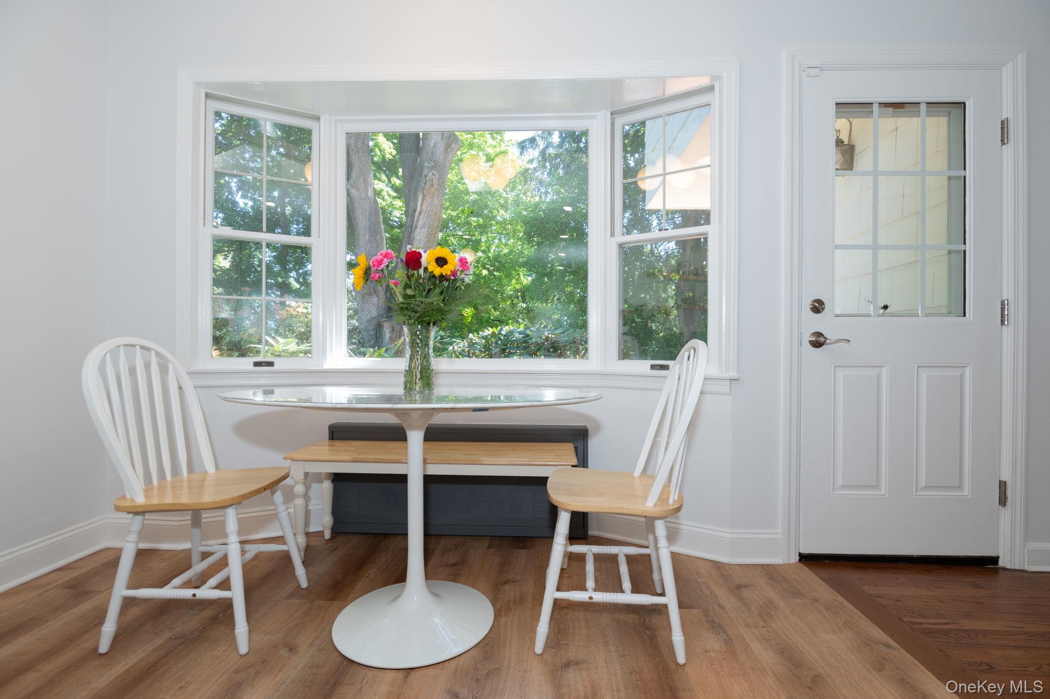 27 Valentine Road Briarcliff Manor, NY 10510 - Photo 8 of 31 Breakfast Nook
