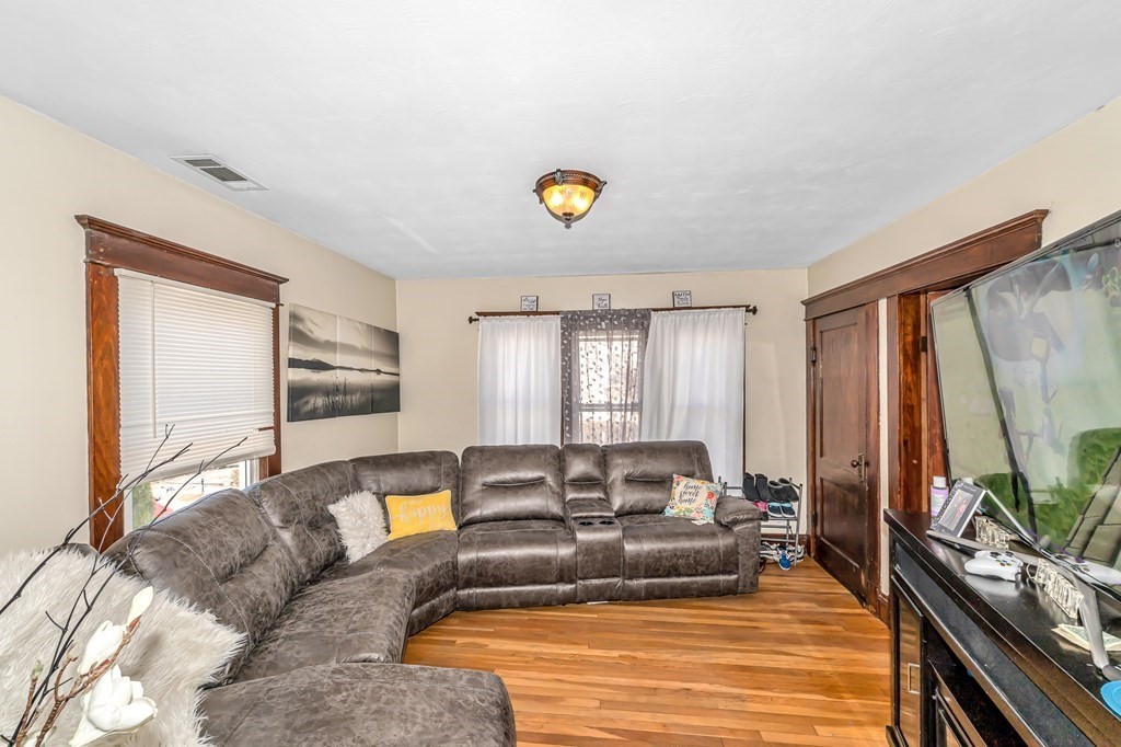 23-25 Wait Street Springfield, MA 01104 - Photo 3 of 8 Gallery Image 3