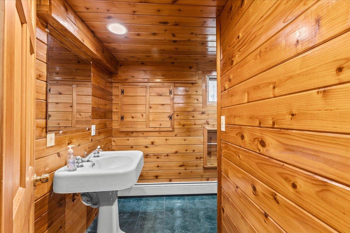 413 Pleasant Valley Road Underhill, VT 05489 - Photo 27 of 40 Gallery Image 27