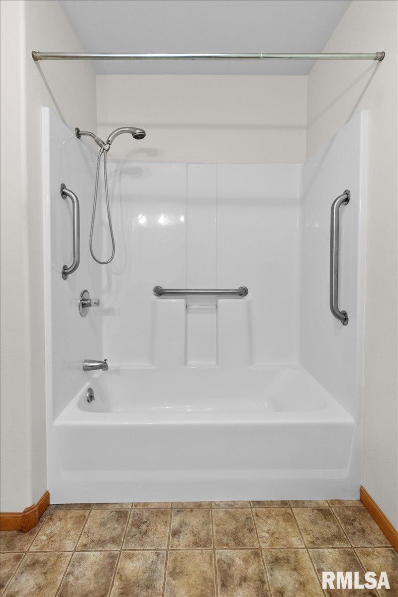 1504 Apache Drive Marion, IL 62959 - Photo 12 of 24