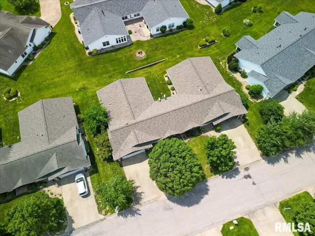 $217,900 | 1504 Apache Drive, Marion, IL 62959