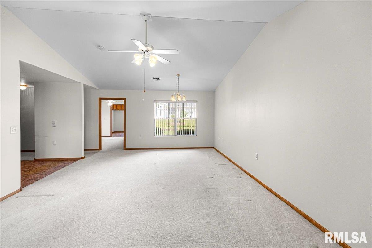 1504 Apache Drive Marion, IL 62959 - Photo 4 of 24