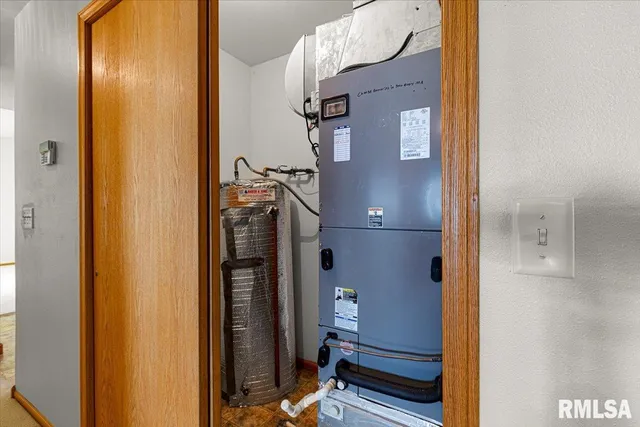 $217,900 | 1504 Apache Drive, Marion, IL 62959