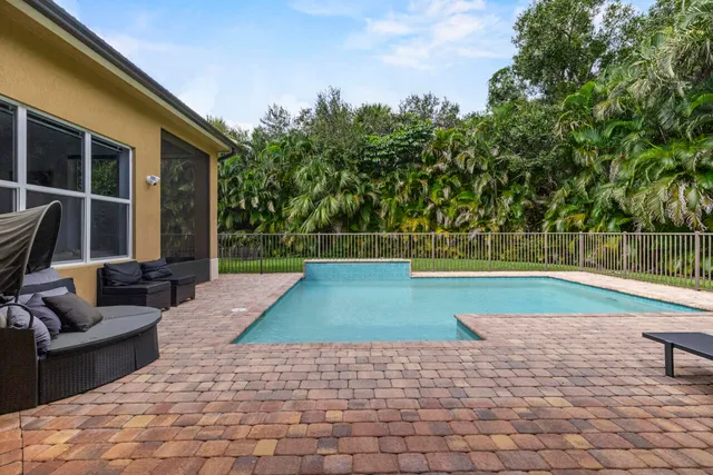 $879,000 | 8300 Southwest Cattleya Drive, Stuart, FL 34997
