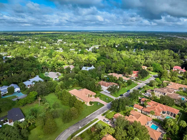 $879,000 | 8300 Southwest Cattleya Drive, Stuart, FL 34997