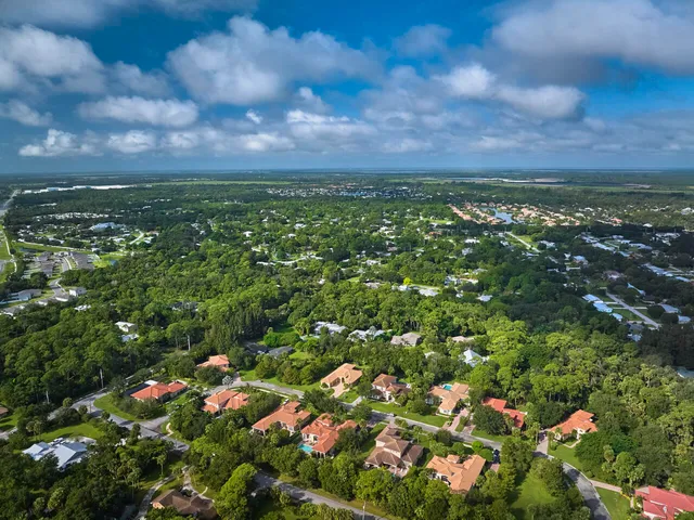 $879,000 | 8300 Southwest Cattleya Drive, Stuart, FL 34997