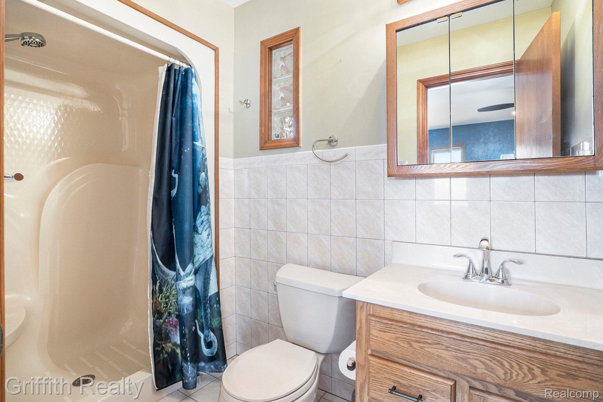 8070 Sheraton Park Road Fenton, MI 48430 - Photo 25 of 47 Gallery Image 25
