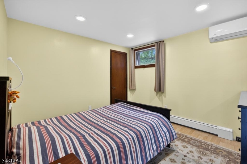3 Nice Place Hopatcong, NJ 07843 - Photo 31 of 44