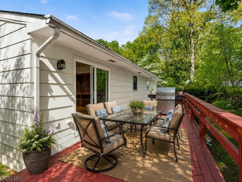 3 Nice Place Hopatcong, NJ 07843 - Photo 41 of 44