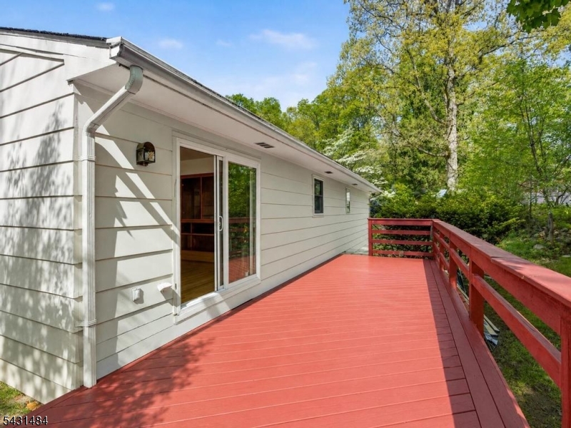 3 Nice Place Hopatcong, NJ 07843 - Photo 42 of 44