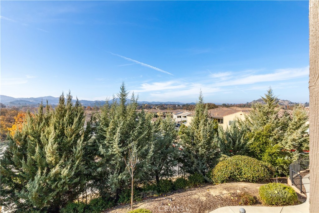 9354 Riberena Circle Atascadero, CA 93422 - Photo 45 of 47 a view of a city