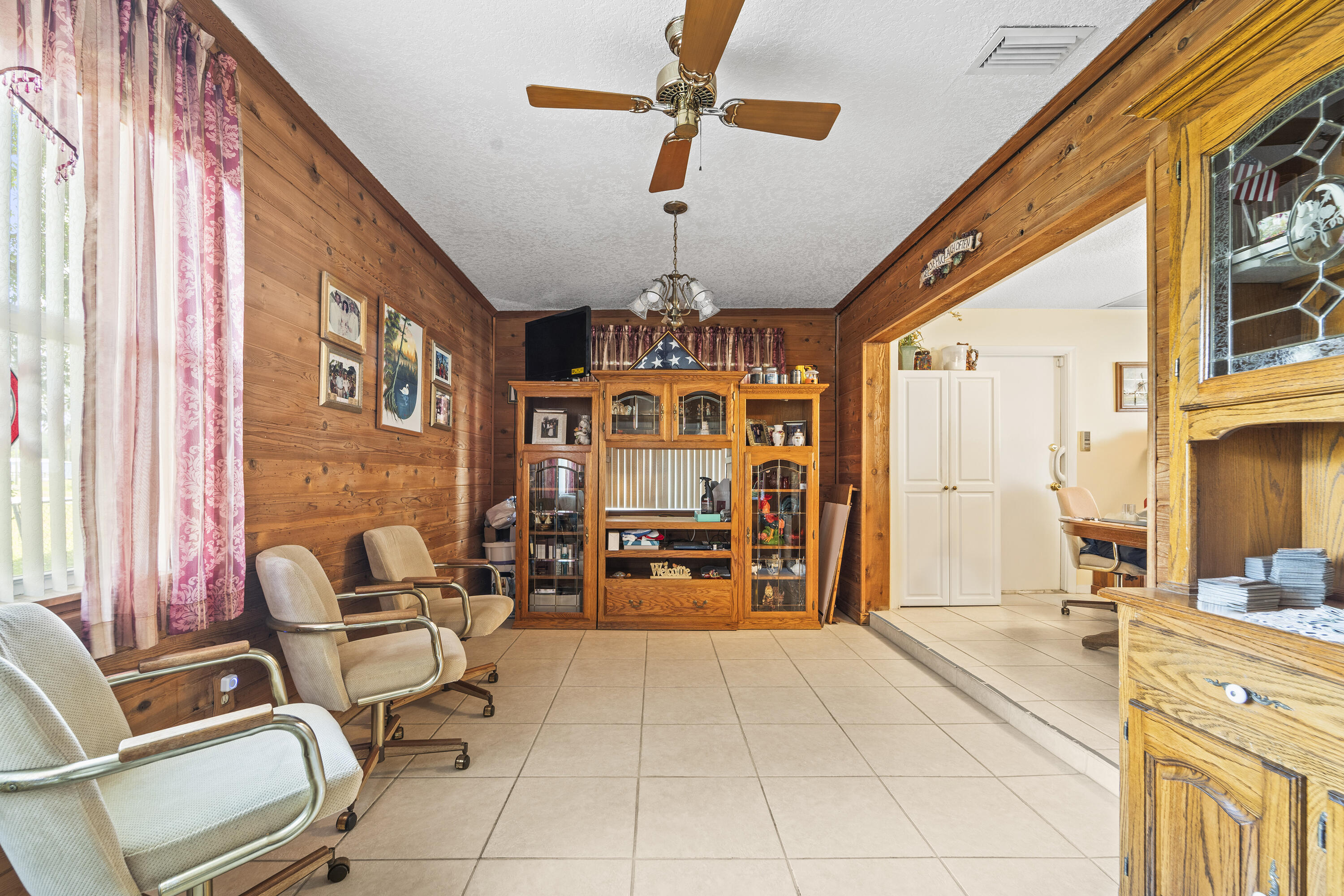 7302 Banyan Street Fort Pierce, FL 34951 - Photo 5 of 39 7302 Banyan Ft Pierce 4-3
