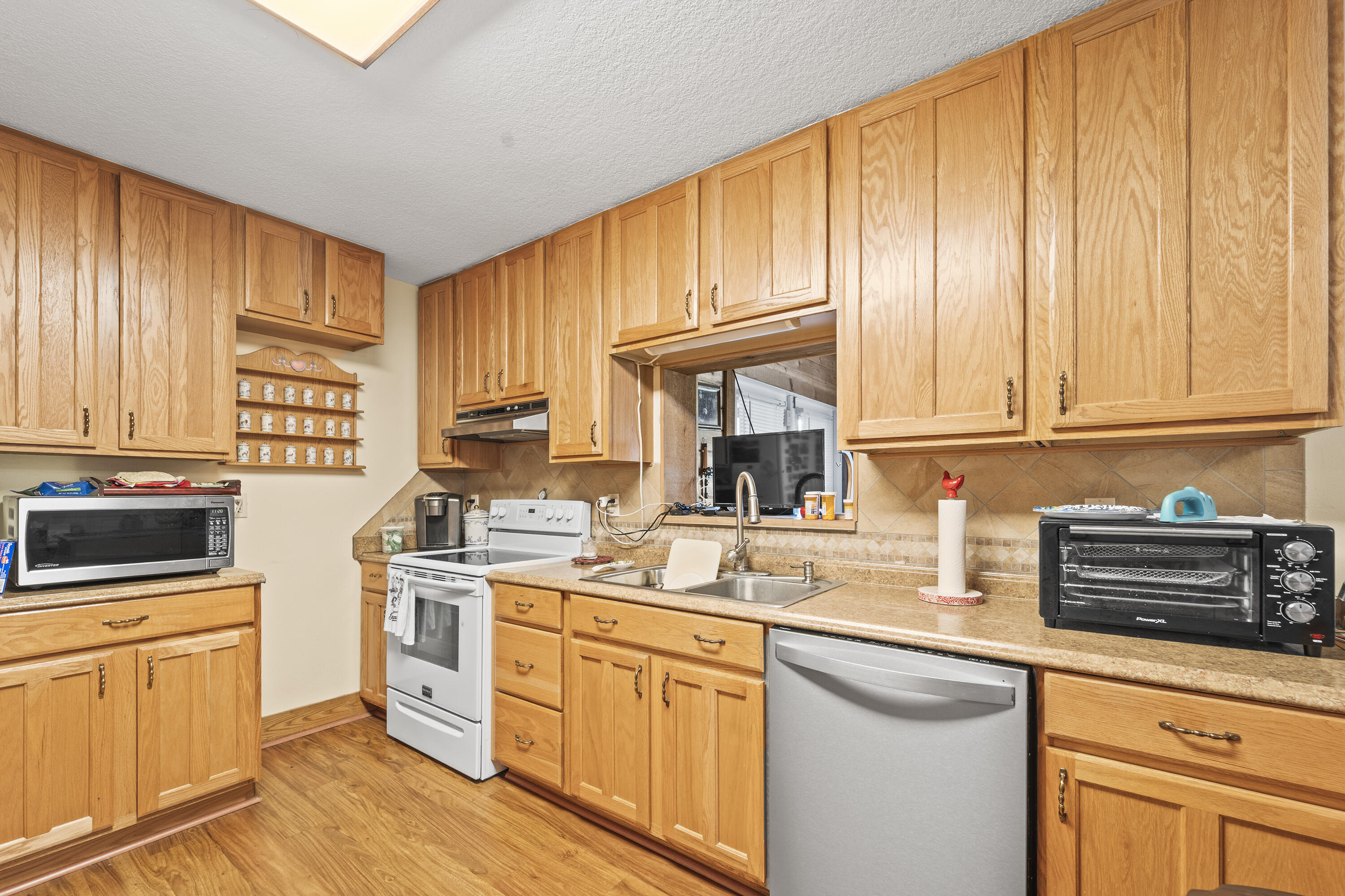 7302 Banyan Street Fort Pierce, FL 34951 - Photo 9 of 39 7302 Banyan Ft Pierce 8-3