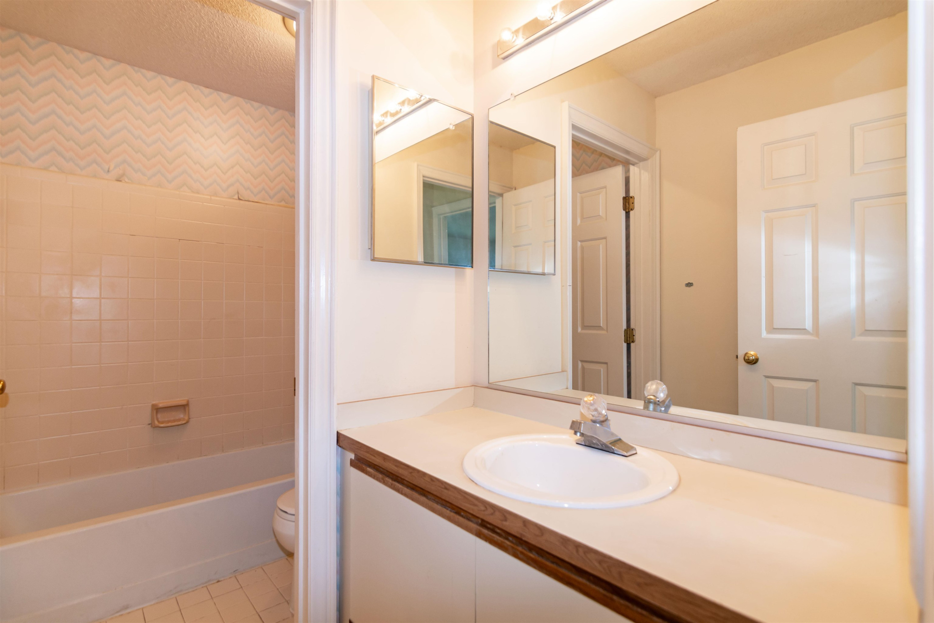 7050 Sandy Forks Road, Unit 103 Raleigh, NC 27609 - Photo 24 of 33 Photo 24