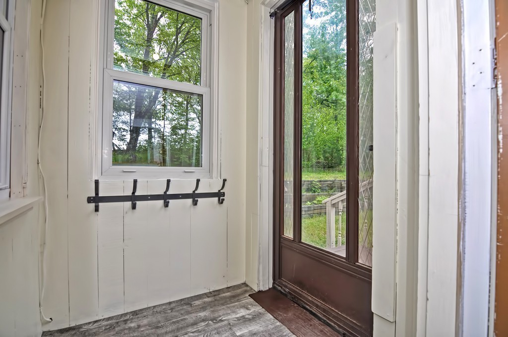19 New Boston Road Dudley, MA 01571 - Photo 8 of 23 Gallery Image 8