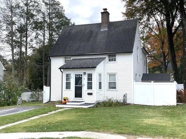 $420,000 | 9 Watt Road, Worcester, MA 01606