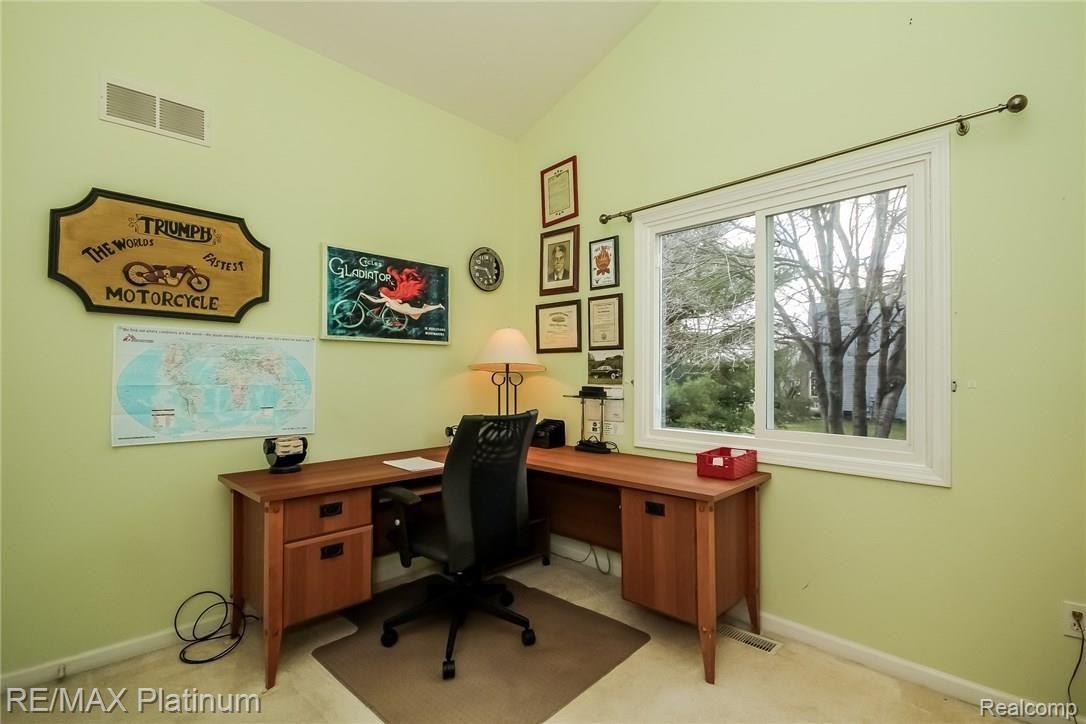 6793 Kestrel Ridge Road Brighton, MI 48116 - Photo 19 of 37 024-Office-2502240-medium.jpg