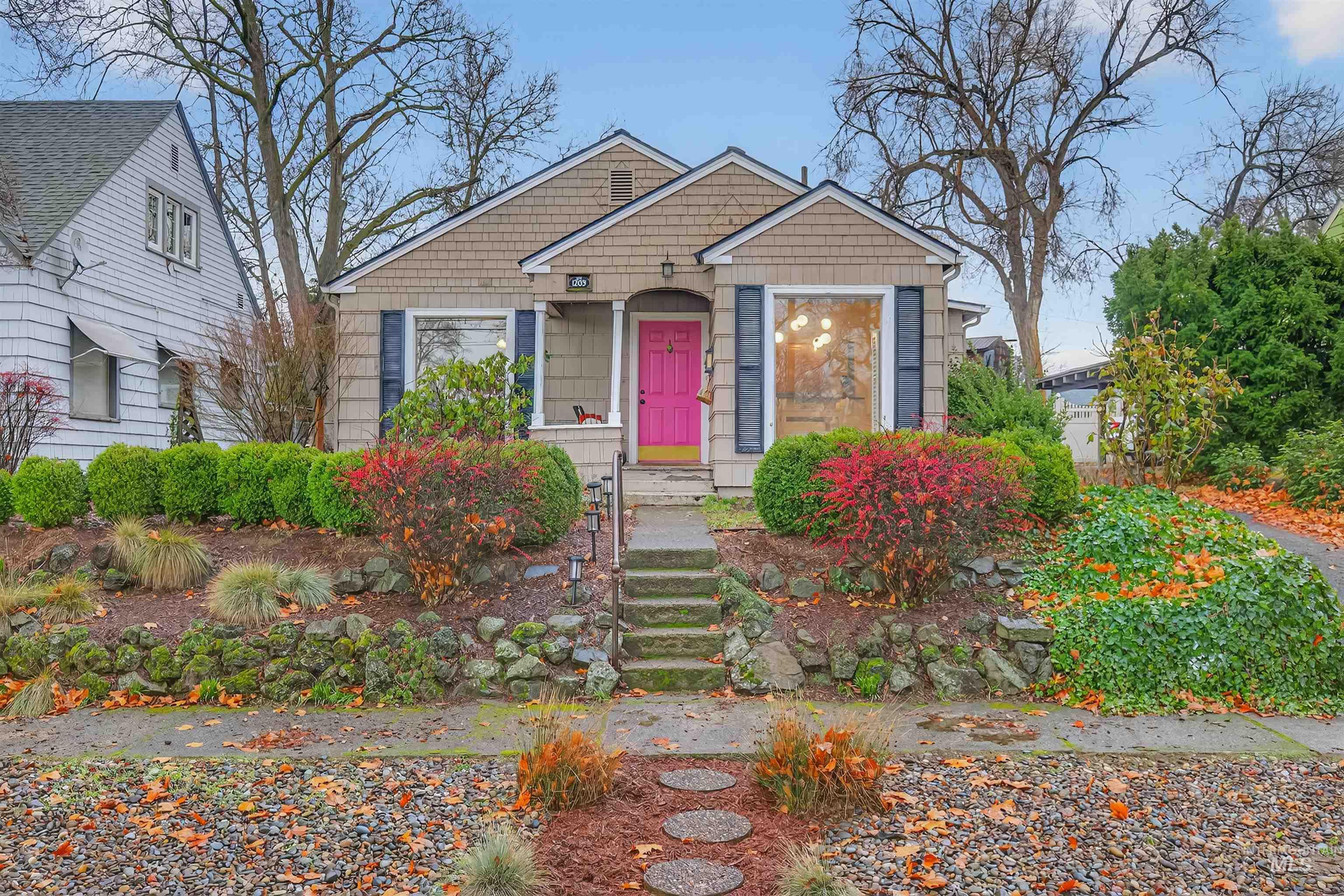 1209 3rd Street Lewiston, ID 83501 - Photo 48 of 49 View of bungalow-style home