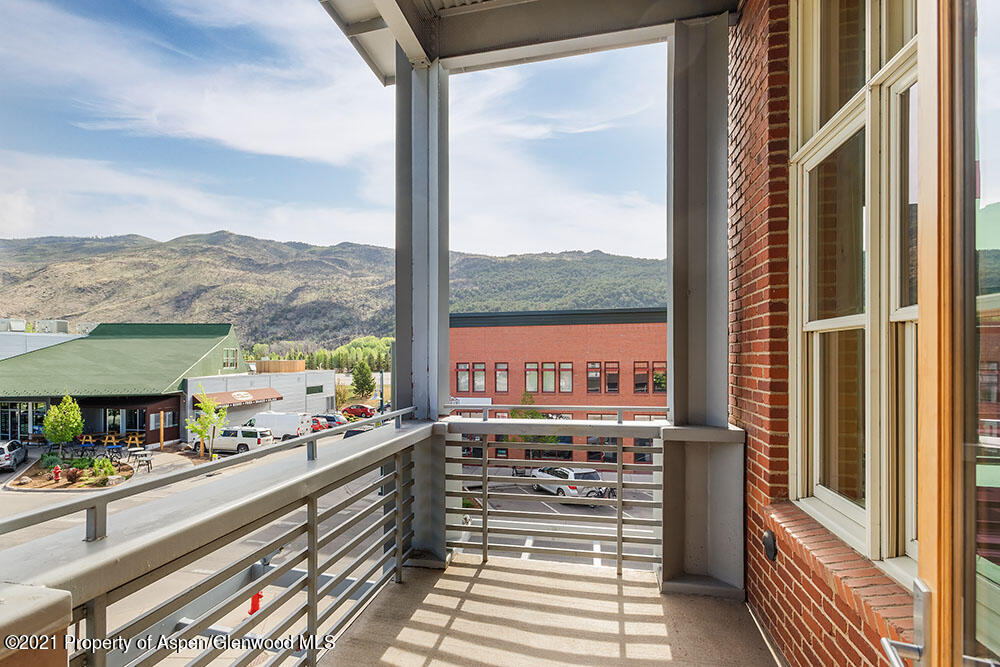 231 Robinson Street, Unit 224 Basalt, CO 81621 - Photo 3 of 21 231Robinson#224_WEB_210517010