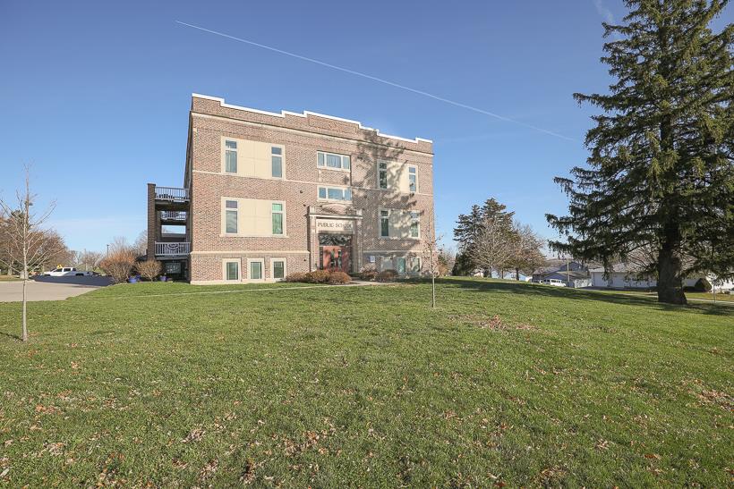 251 Vine Street, Unit 115 Riverside, IA 52327 - Photo 29 of 30 Gallery Image 29