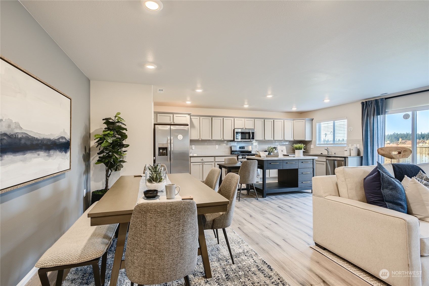 361 Northeast Ridge Point Boulevard, Unit 117 Belfair, WA 98528 - Photo 6 of 21 Gallery Image 6