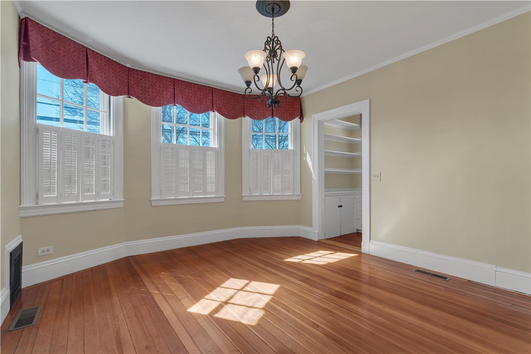 98 Butler Avenue Providence, RI 02906 - Photo 12 of 34