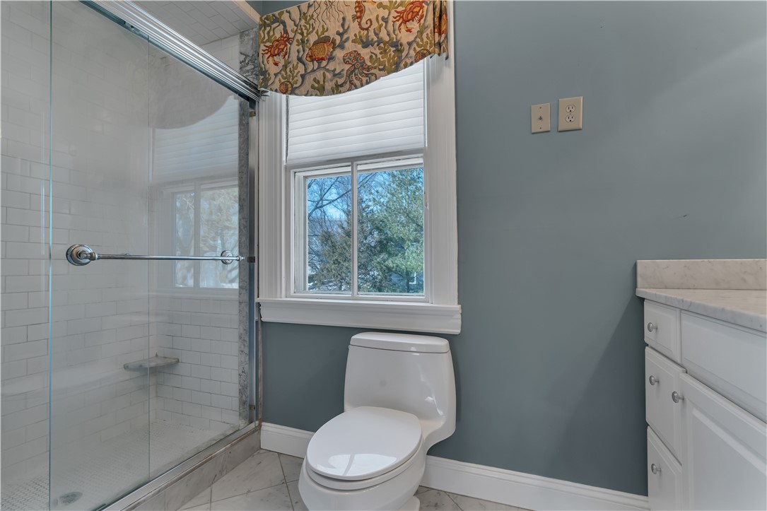 98 Butler Avenue Providence, RI 02906 - Photo 16 of 34